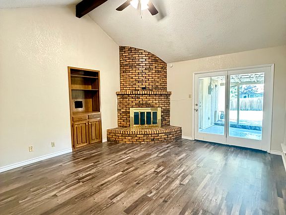 3rd image of 3209 N Marseille Ln