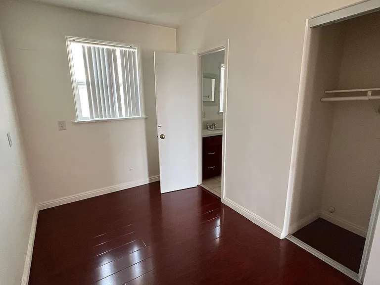 147 Eldorado St — Photo 5