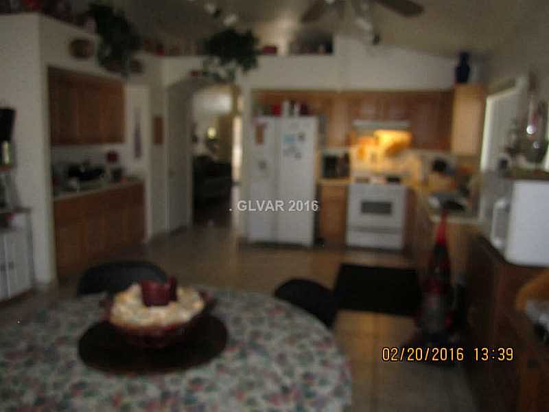 1614105_1