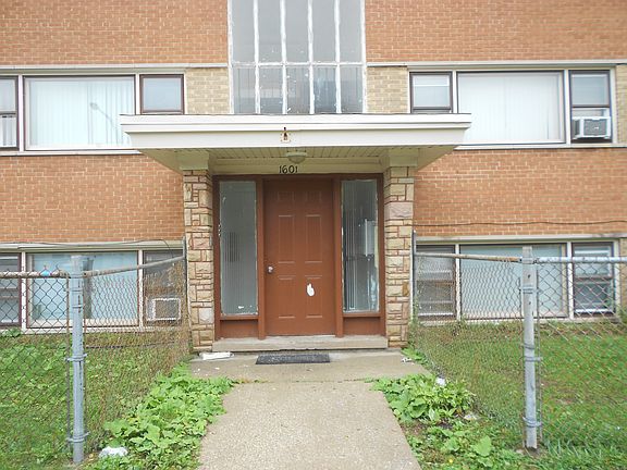 5th image of 1601 S 61st Ave