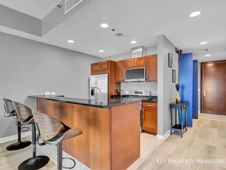 4525 Dean Martin Dr #1101 — Photo 7