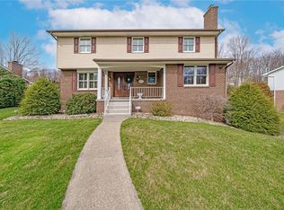 1417 Clearview Dr, Greensburg, PA 15601