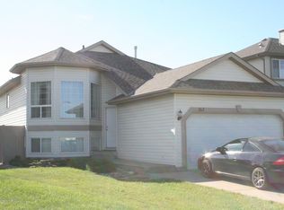 263 Dunvegan Rd NW, Edmonton, AB T5L5E5