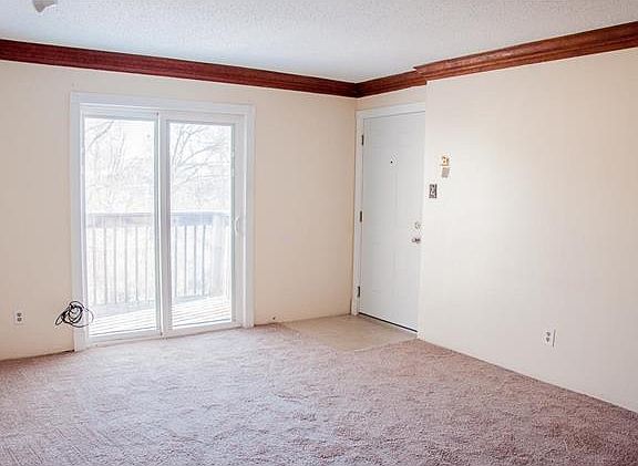 2nd image of 5774 Westphalia Ln APT F