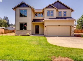 2388 Thomas Ct, Hubbard, OR 97032