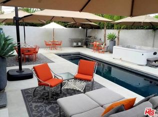 13929 Cumpston St, Van Nuys, CA 91401
