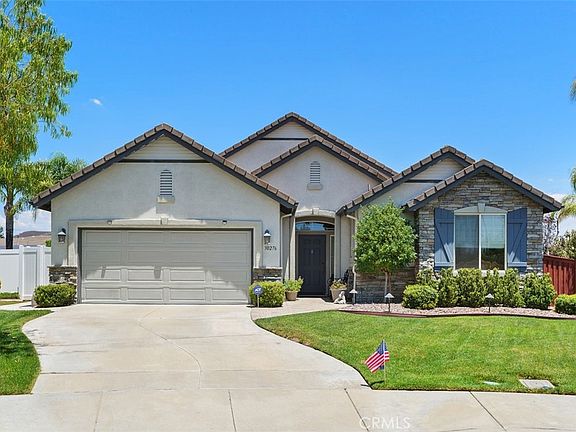 2nd image of 30276 Fetzer Cir