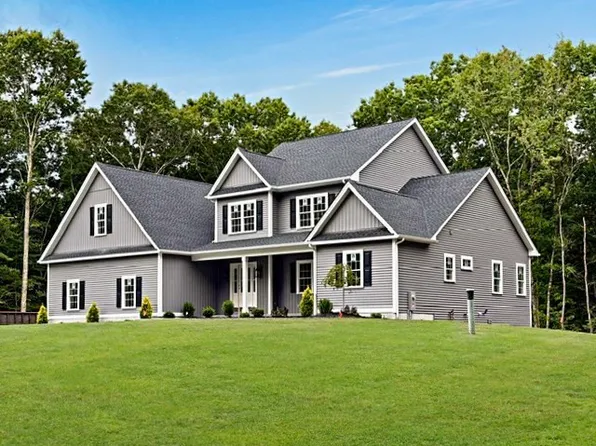 9 Southworth St, Lakeville, MA 02347
