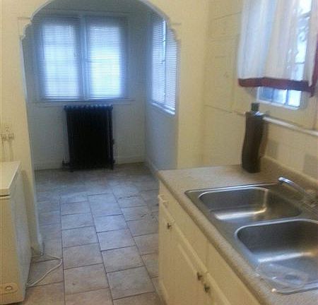 5th image of 16623 La Salle Ave