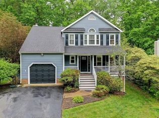 5806 Ridge Point Rd, Midlothian, VA 23112