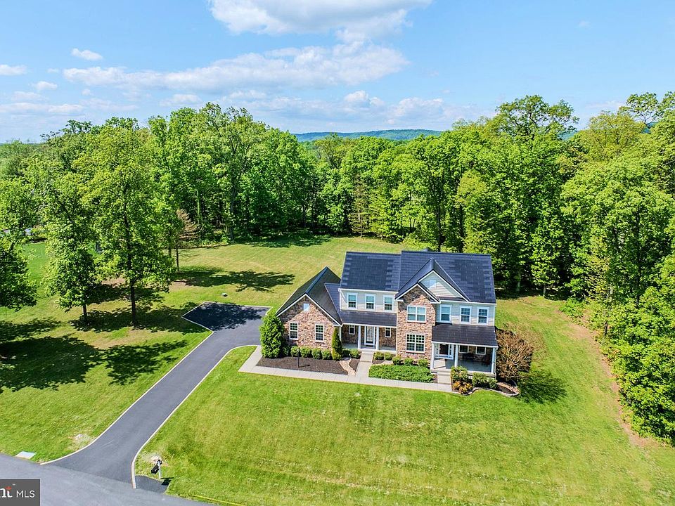 1st image of 14963 Creek Point Ct