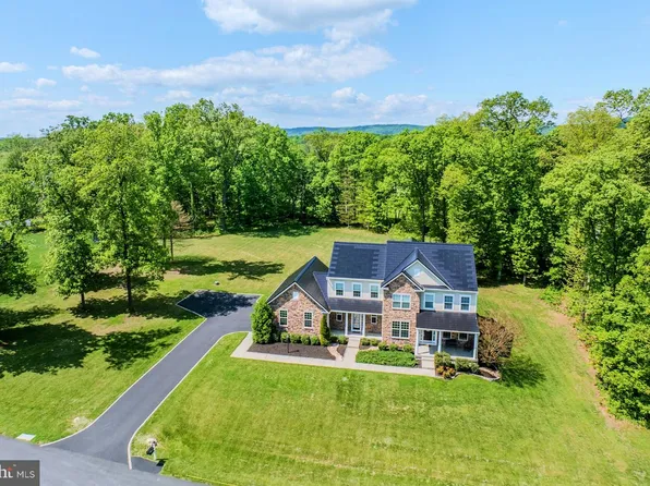14963 Creek Point Ct, Hillsboro, VA 20132