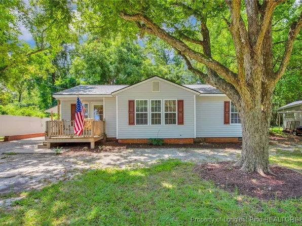5211 Sequoia Rd, Fayetteville, NC 28304