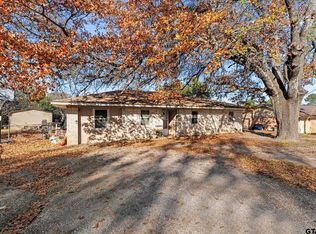 9880 County Road 1111, Athens, TX 75751