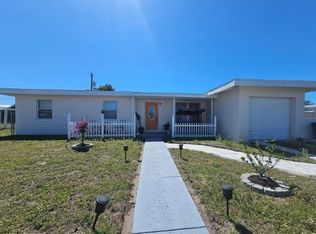 858 Conreid Dr NE, Port Charlotte, FL 33952