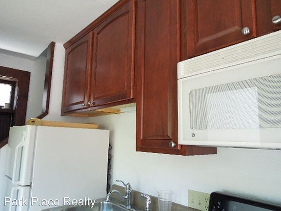 4th image of 441 Highland Ave SW APT E