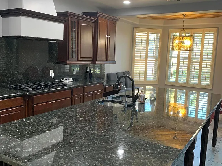 2219 E Wisteria Dr — Photo 9