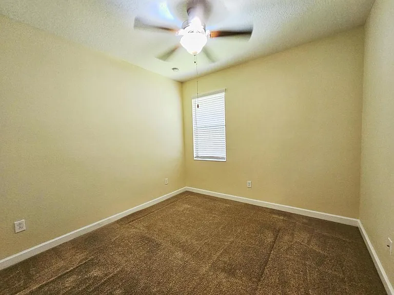 7468 Fairgrove Ave — Photo 22