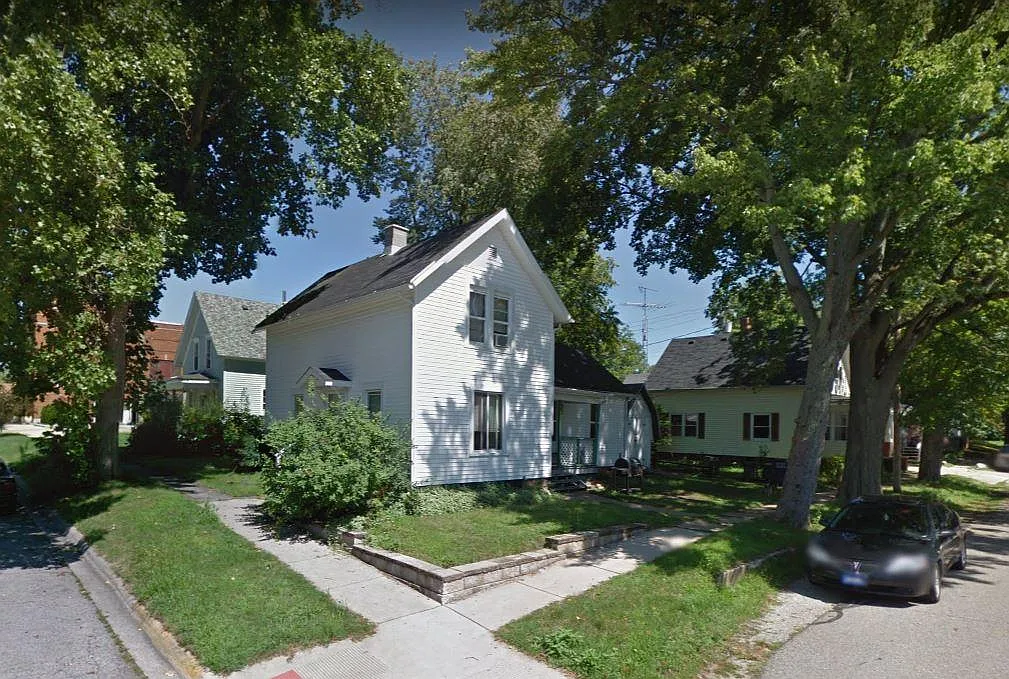 315 B St photo 1