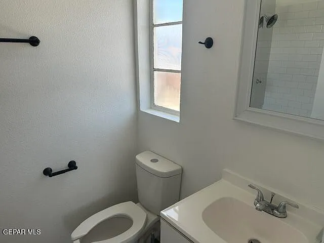 3921 Cambridge Ave #B — Photo 8