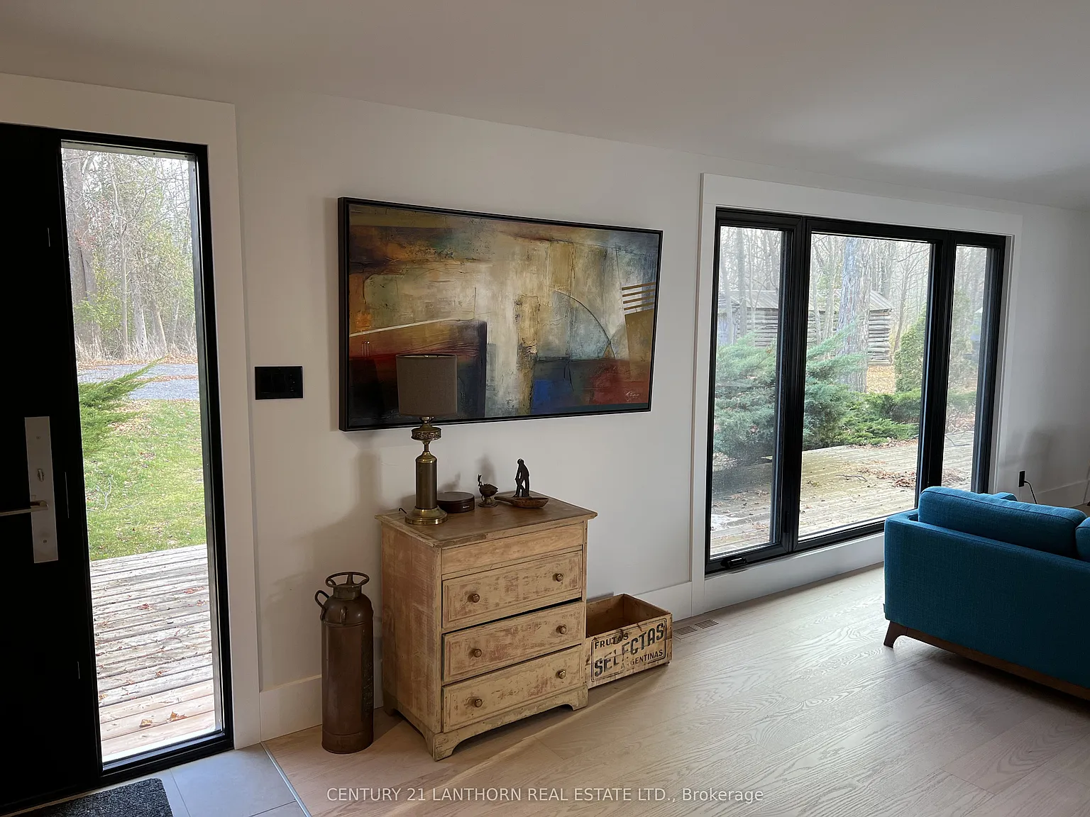 3 bed, $4,000 — Photo 3