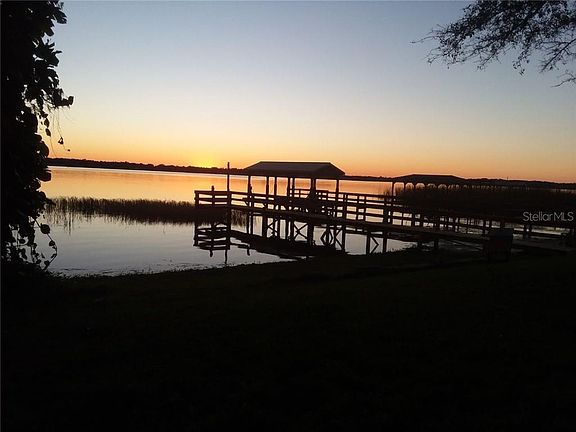 5th image of 33536 Picciola Dr