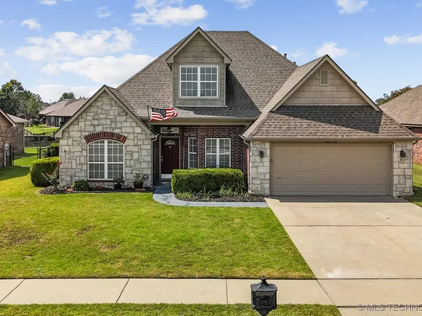 9014 N 156th East Ave, Owasso, OK 74055