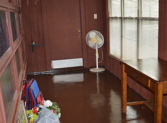 4th image of 162 Turner Ave