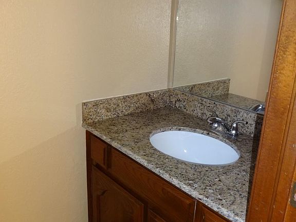 5th image of 1083 Squire Mansion