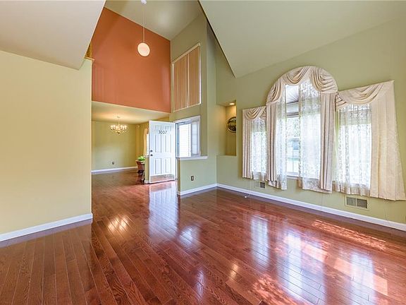 5th image of 3007 Jockey Hollow Dr