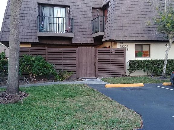 2nd image of 15237 W Pond Woods Dr