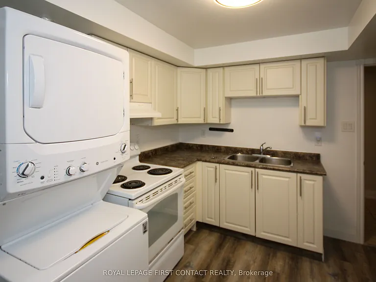 1 Benson Dr #LOWER — Photo 4