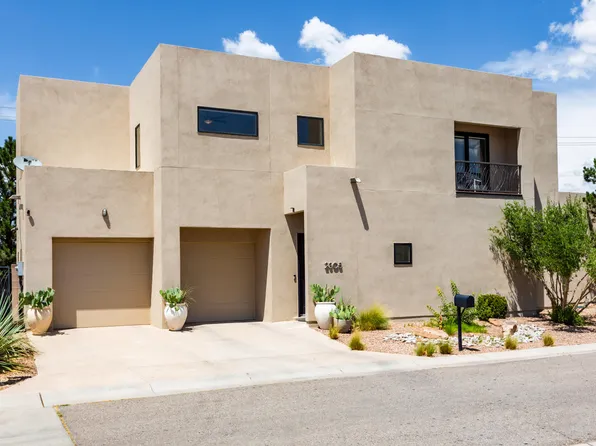 2305 Mananitas Ln NW, Albuquerque, NM 87104
