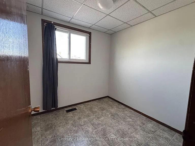 7 Klauck St #1 — Photo 8