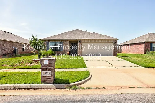 3516 SE 94th St Photo 1