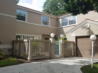 11177 Long Boat Dr, Hollywood, FL 33026