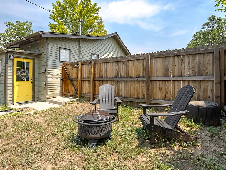 4229 S Delaware St — Photo 25
