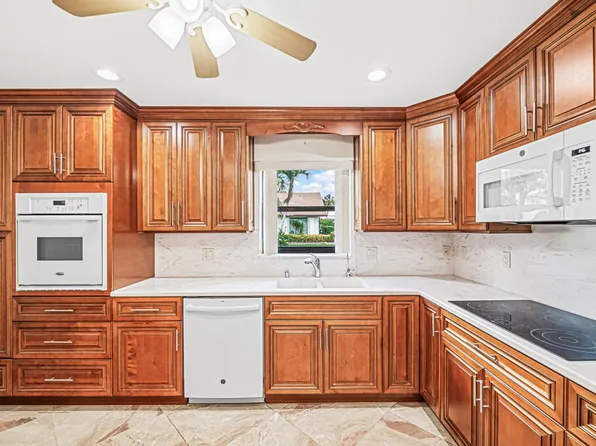 3380 Shadow Wood Drive, Greenacres, FL 33463