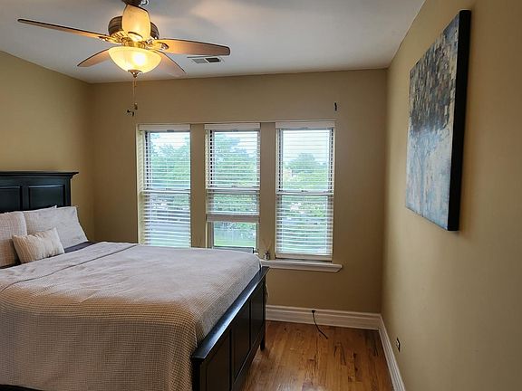 5th image of 40 N Menard Ave APT 2B
