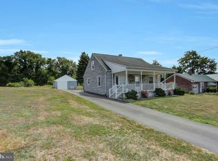 48 Lincoln Ter, Fayetteville, PA 17222
