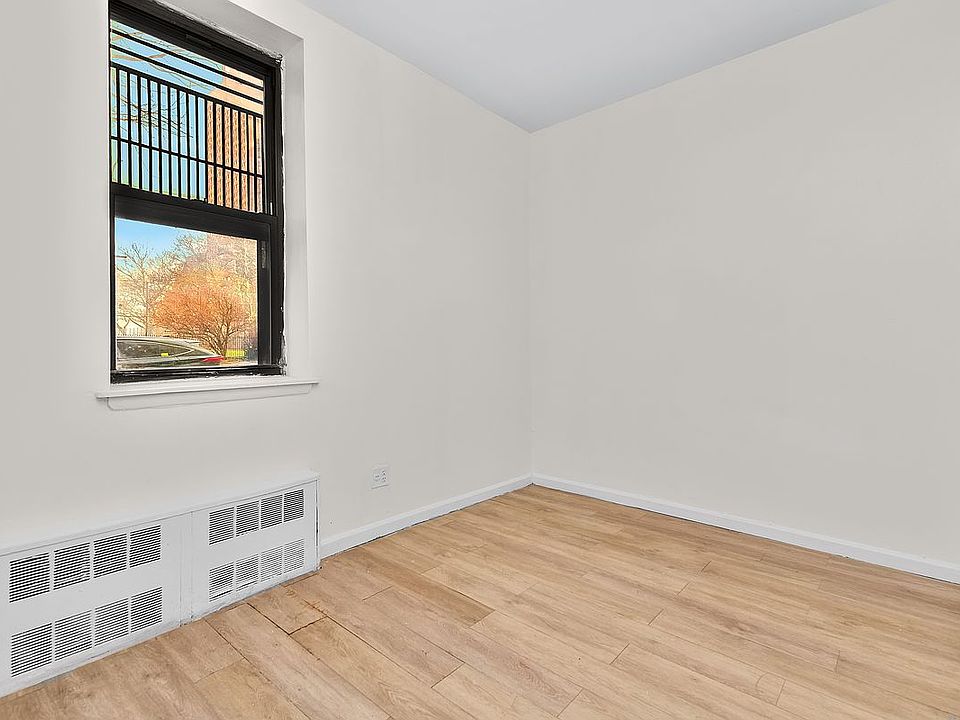 1st image of 2159 1st Ave APT 1B
