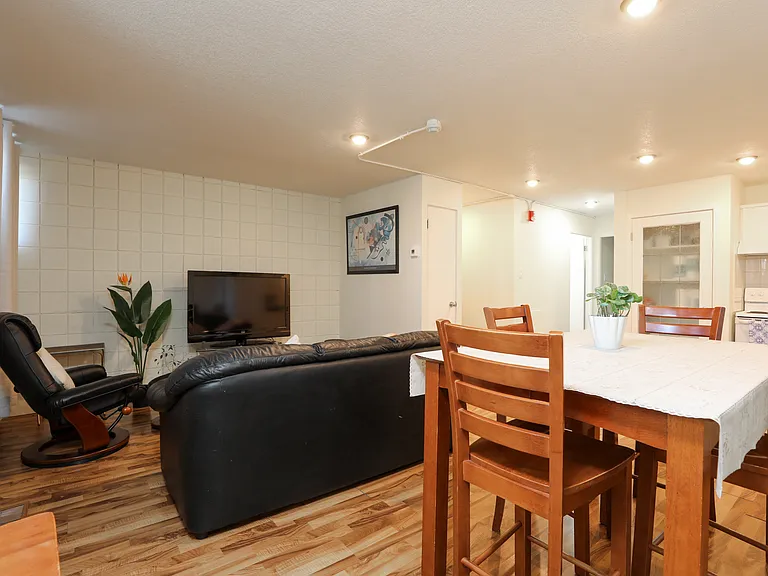 1327 Scenic Dr S #3 — Photo 11