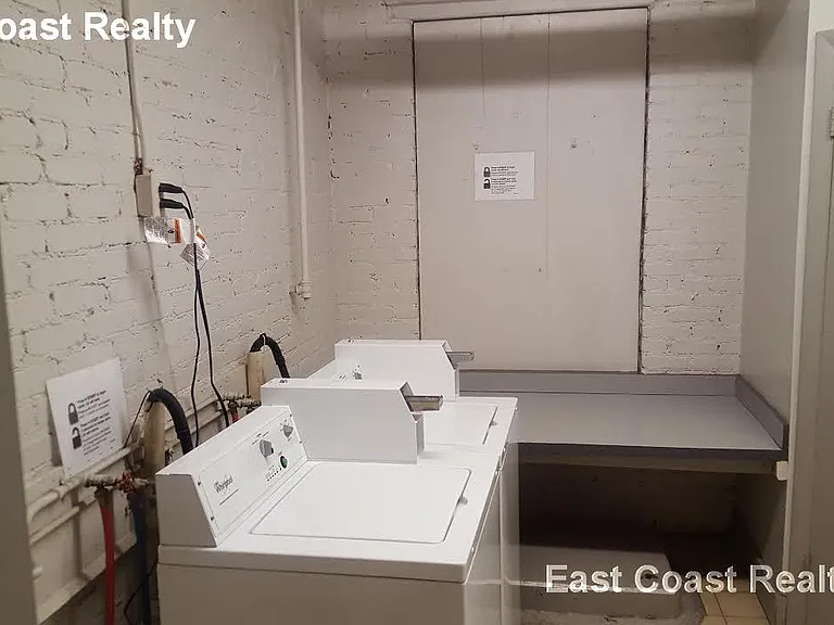 366 Riverway St #22 — Photo 18