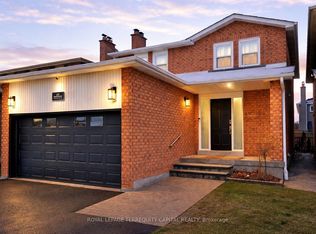 69 Wade Gate, Vaughan, ON L4J 5X5