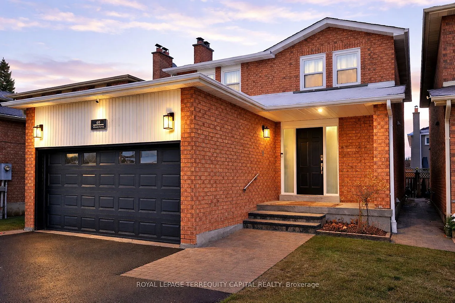 69 Wade Gate photo 1