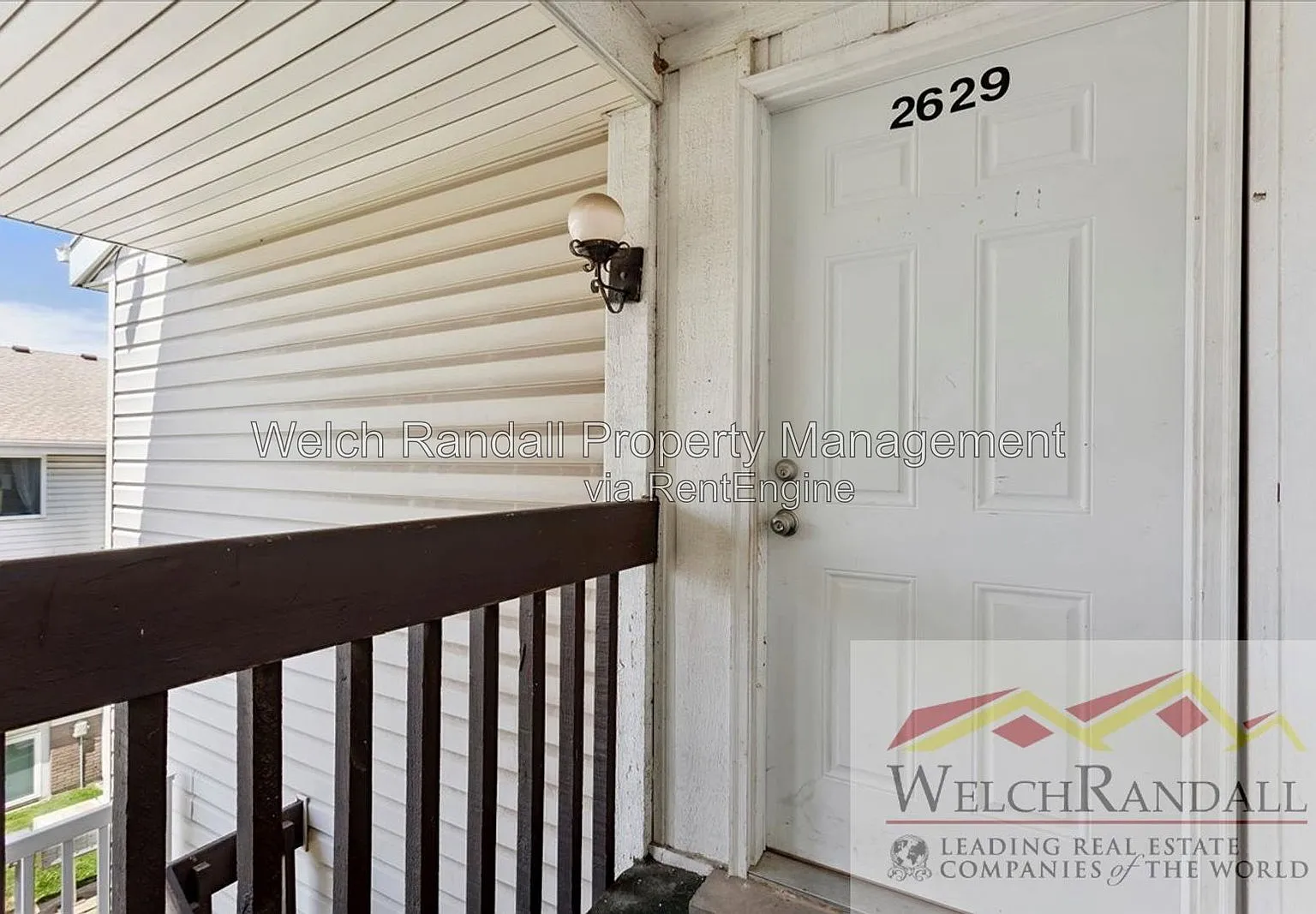 2 bed, 1.0 bath, 819 sqft, $1,065 — Photo 2