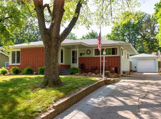 2806 Bennett Ave, Des Moines, IA 50310