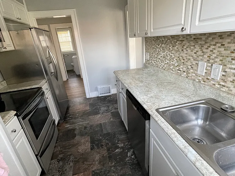217 Dotson Dr — Photo 10