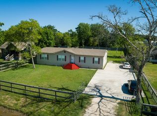 3724 W Cedar Bayou Lynchburg Rd, Baytown, TX 77521