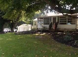 2760 Heckman Rd, Uniontown, OH 44685